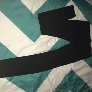 Black ivivva leggings